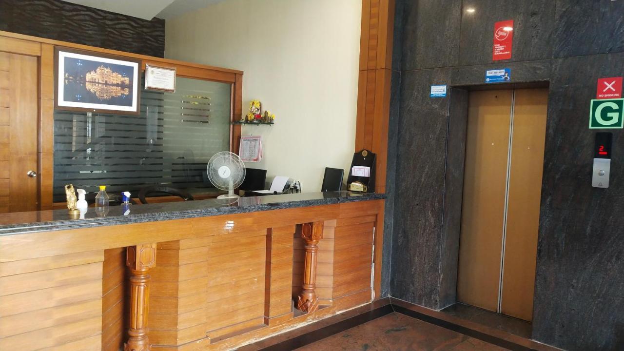 Hotel Vyshak International Mysore Εξωτερικό φωτογραφία
